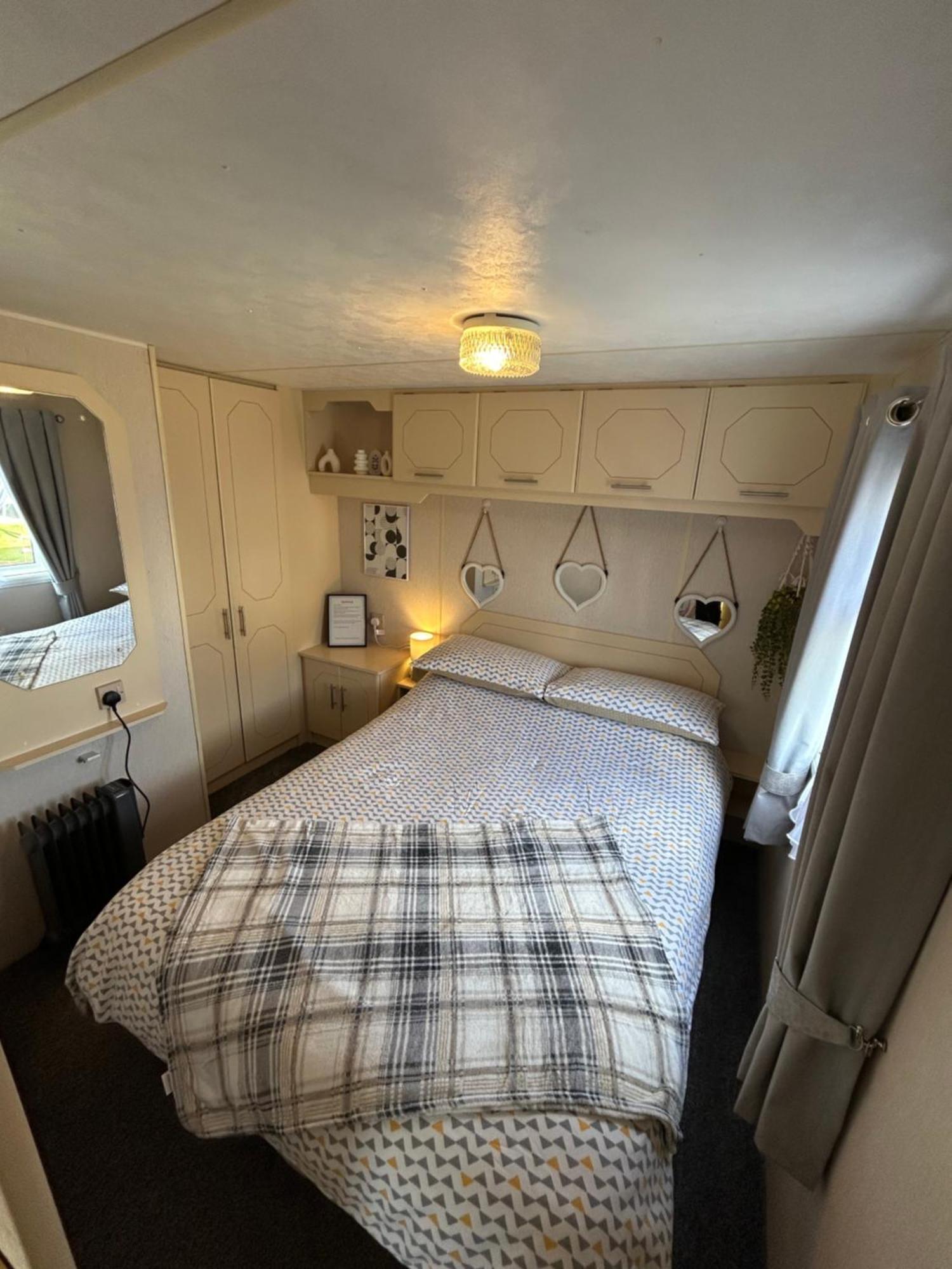 Baileys Caravan Sealands - Dog Friendly Ingoldmells Exterior photo